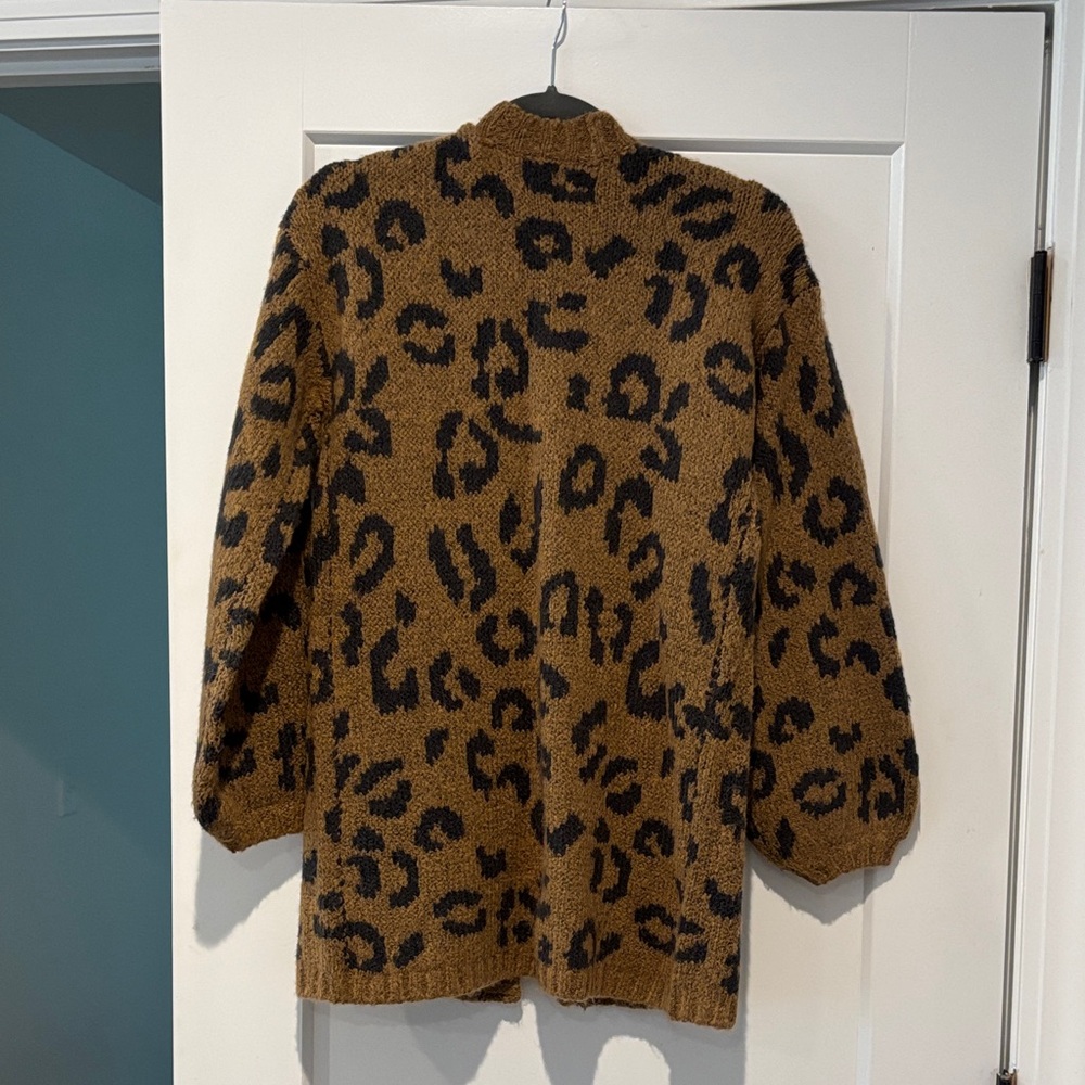 Abercrombie & Fitch Leopard Print Cardigan - Brown and Black - Picture 3 of 3